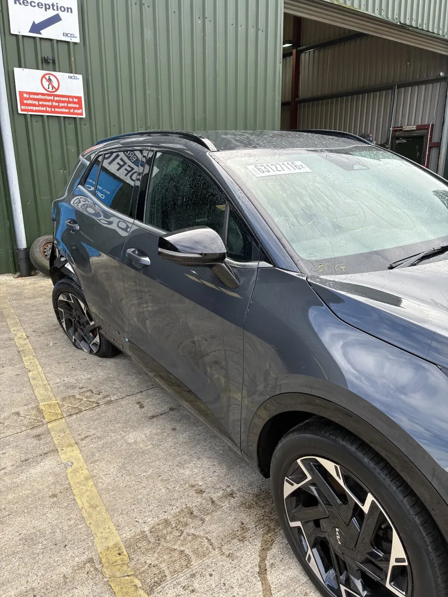 2025 kia sportage gt line parts breaking - Image 3