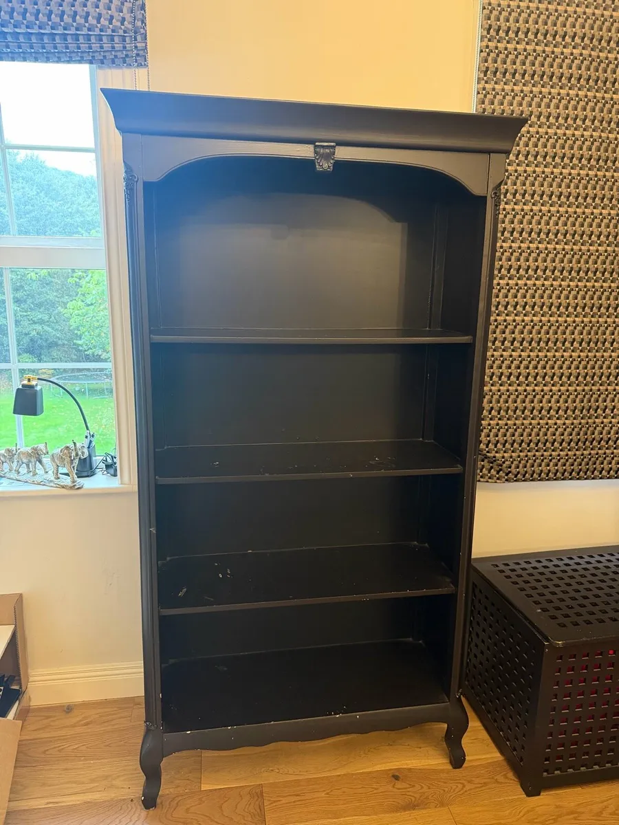 Book shelf - Image 3