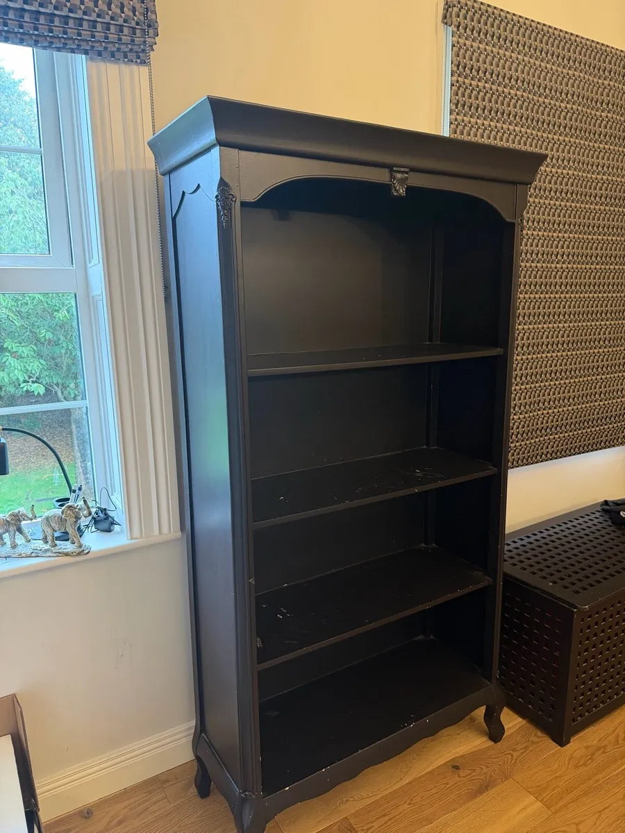Book shelf - Image 2
