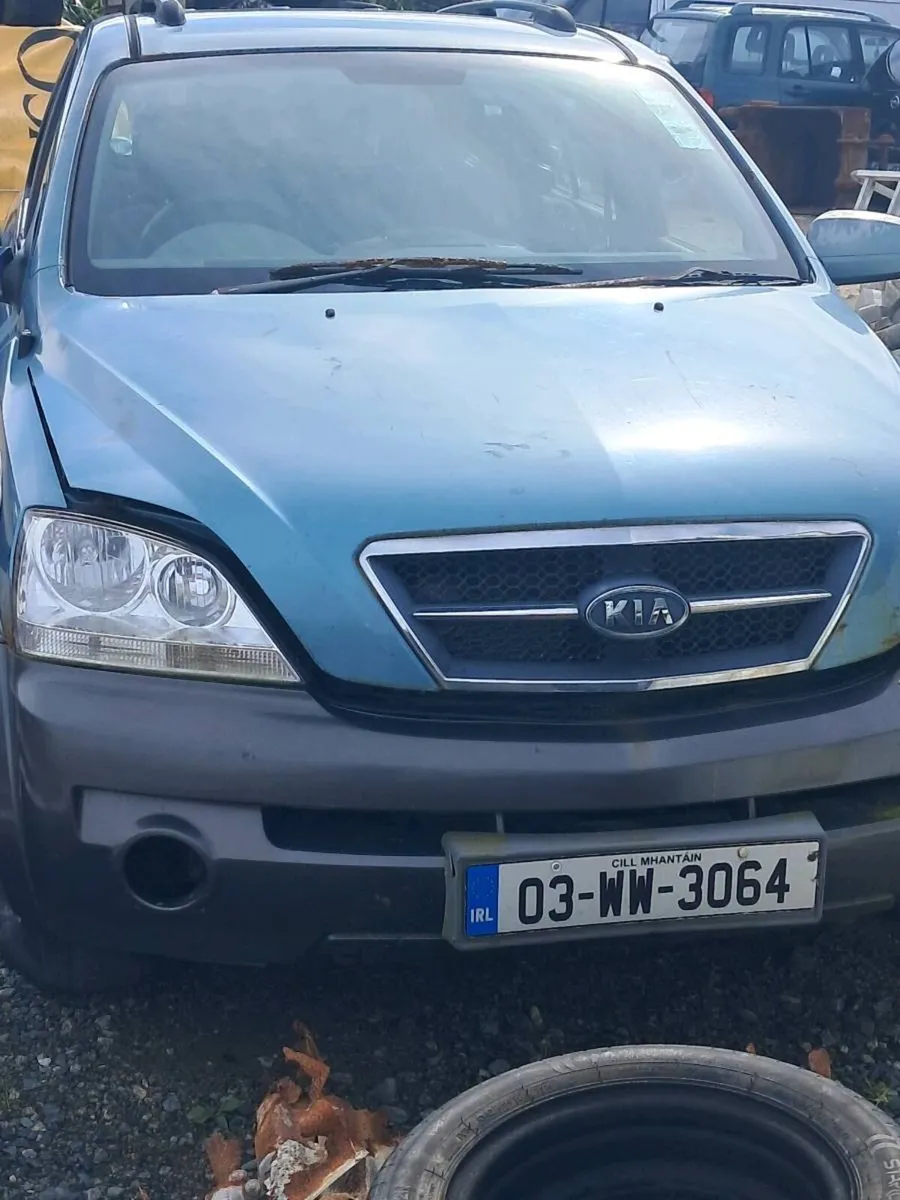 Hyundai Santa Fe and Kia Sorento - Image 4
