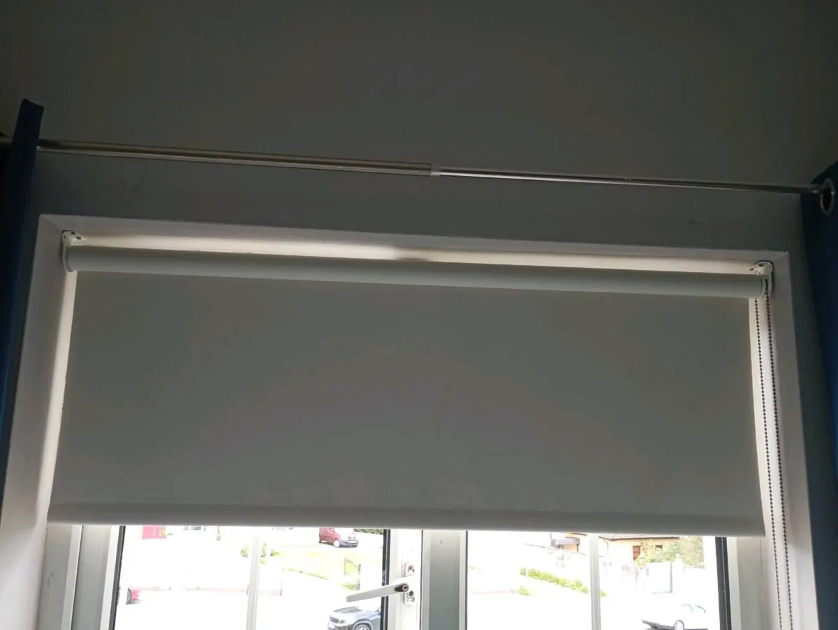 Blinds - Image 3