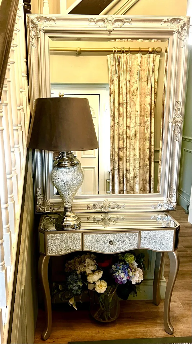 *BLING* Reception Room Console Set - Image 1