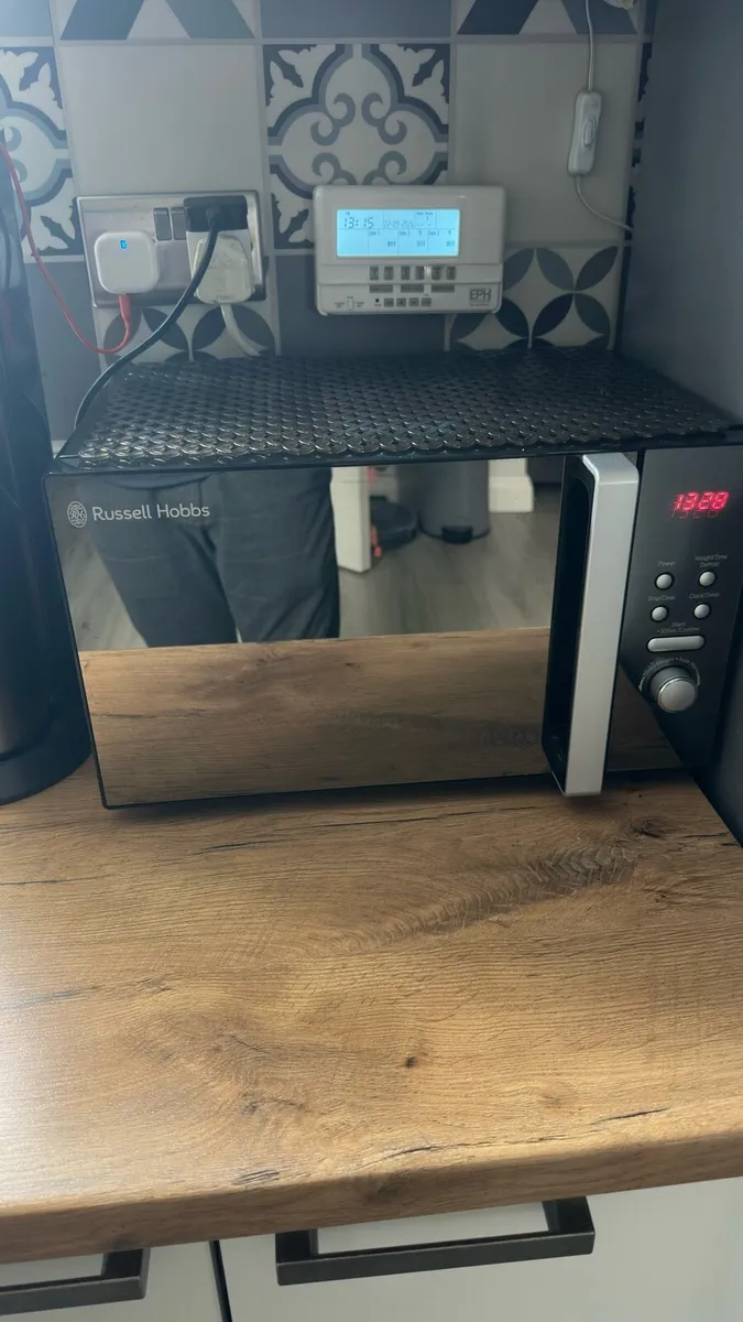 Russell Hobbs Microwave - Image 1