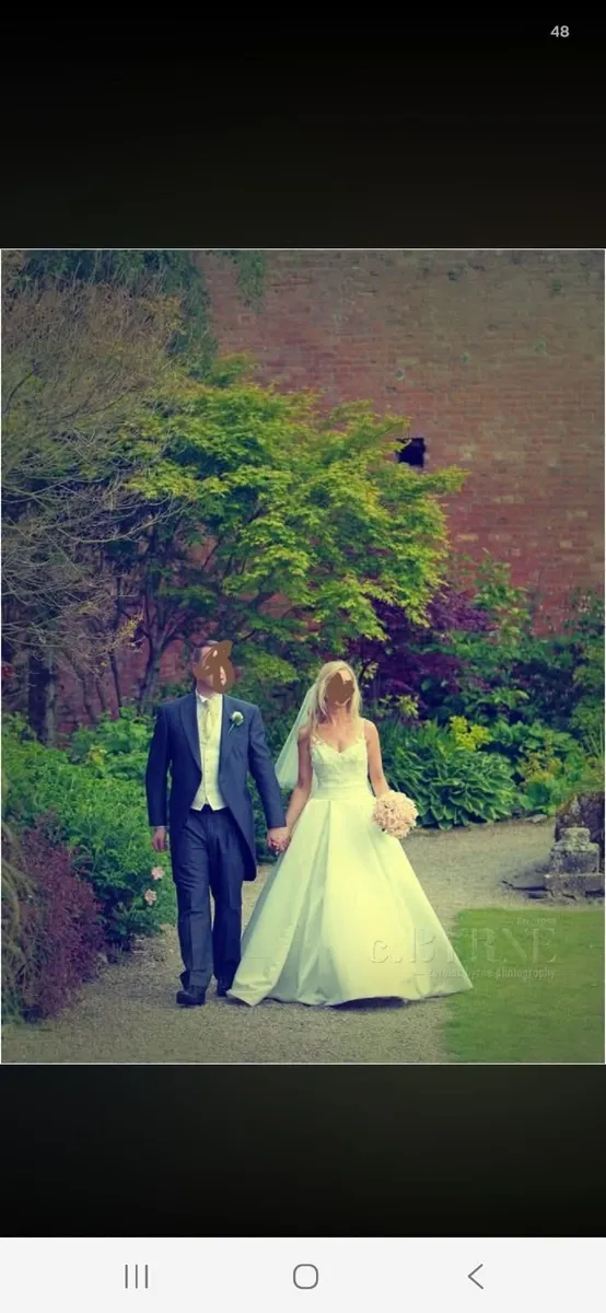 Wedding dress - Image 1