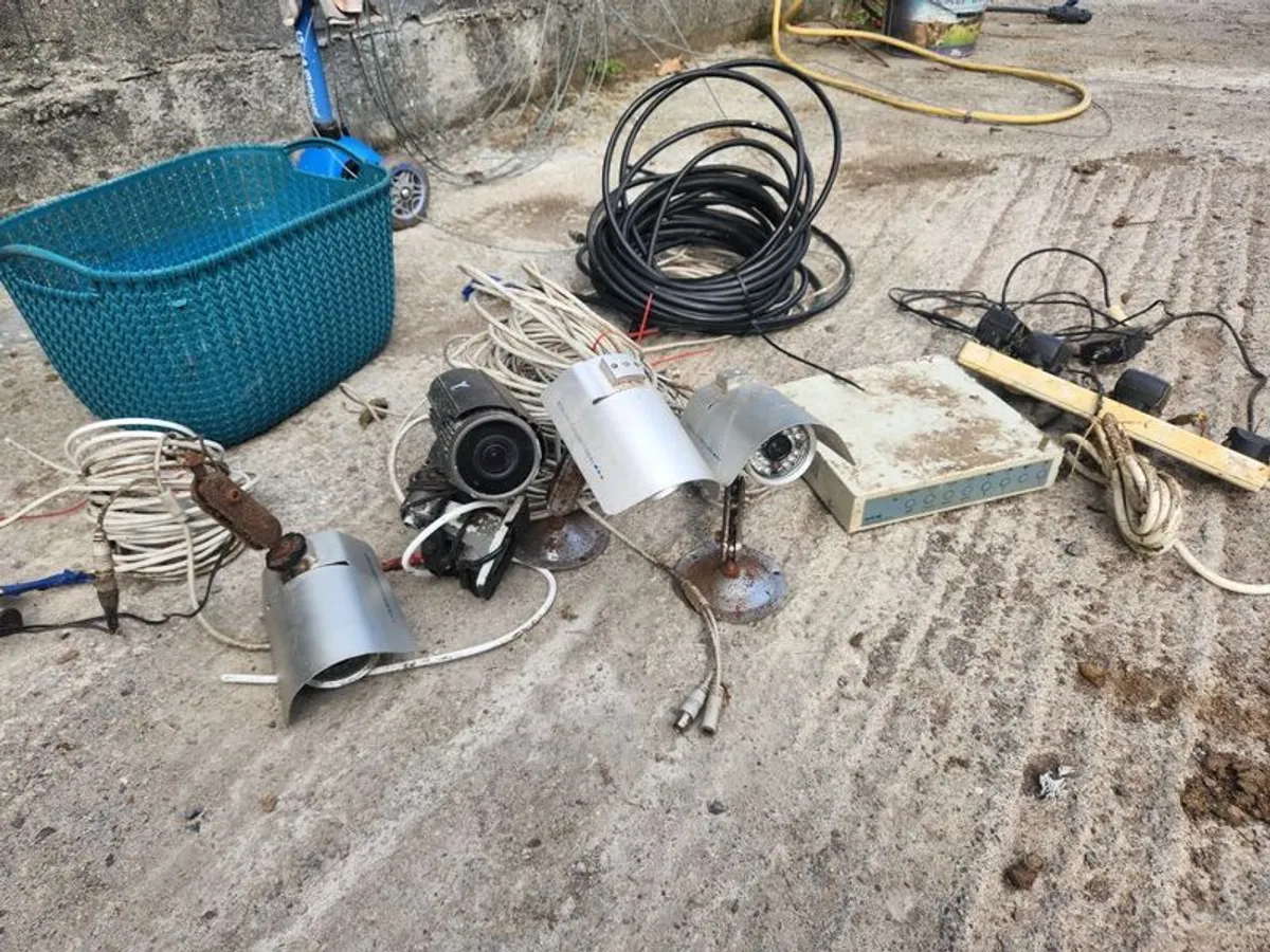 4 hawk cameras plus processors, baluns plus cable - Image 1