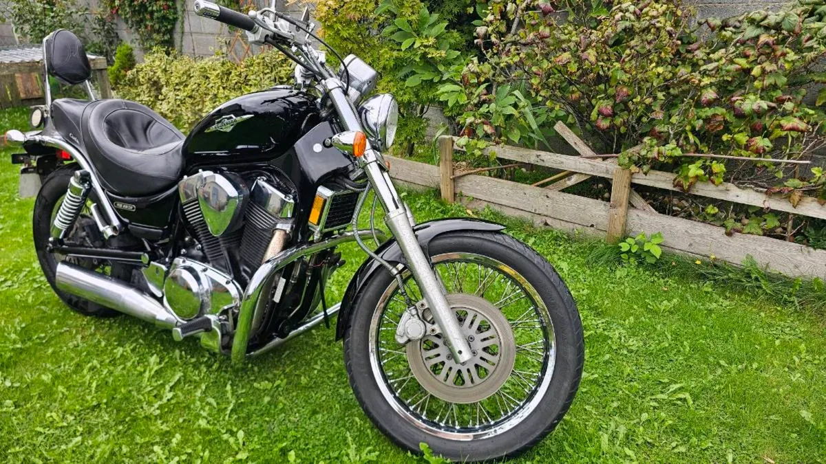 Suzuki Boulevard  s83 - Image 4