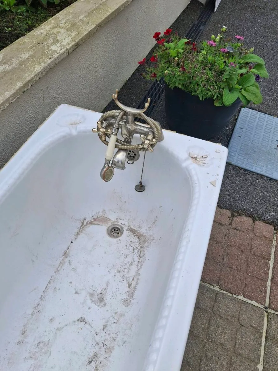 Bath tub FREE - Image 2