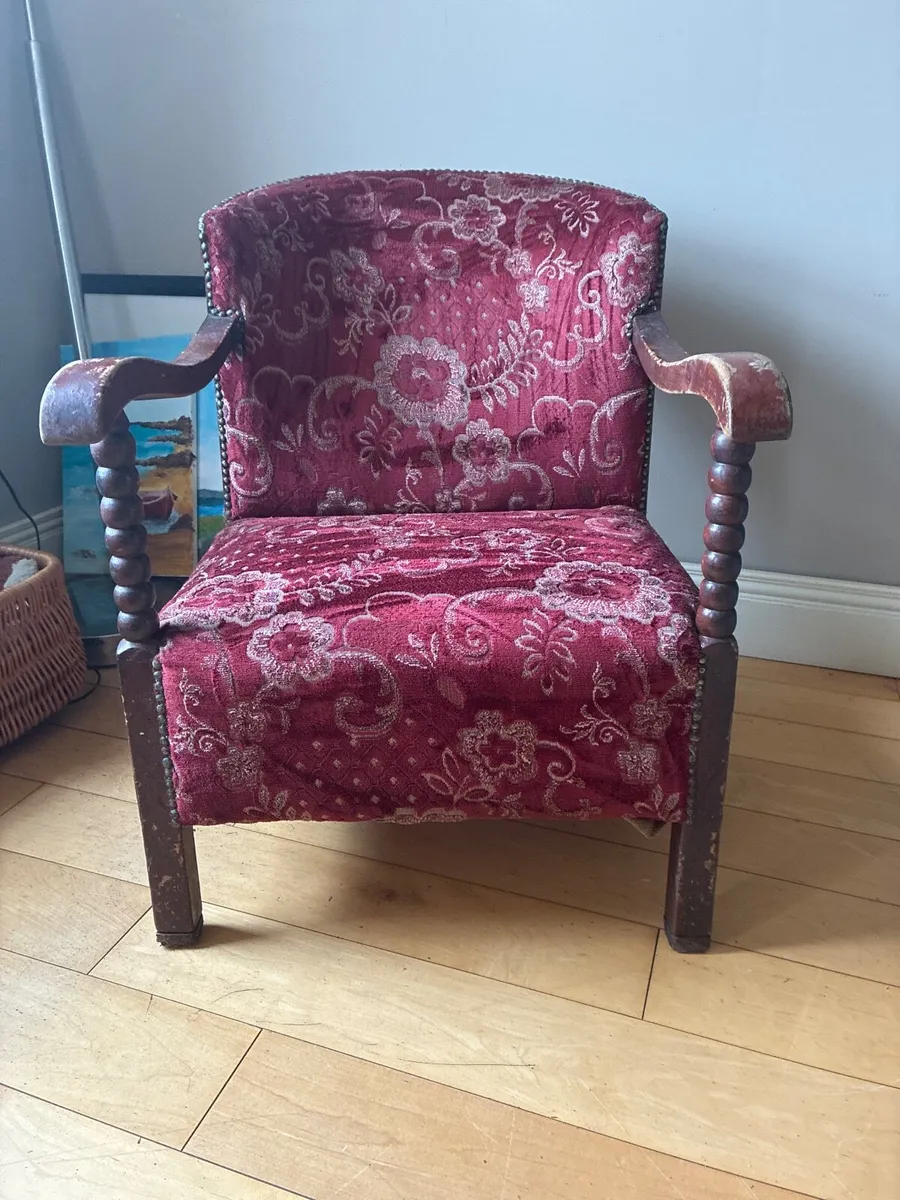 Small arm chair - Image 1