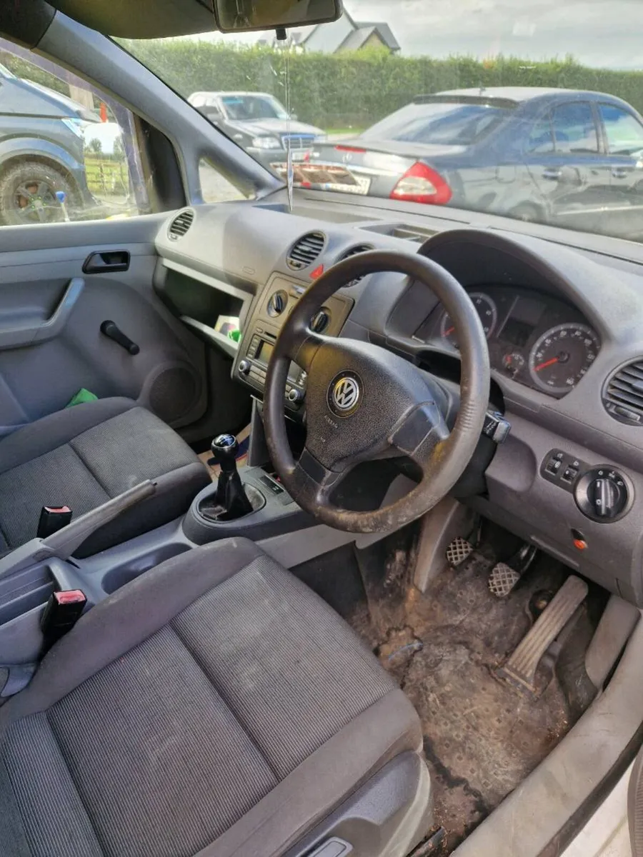 07 vw caddy ( crewcab) - Image 3
