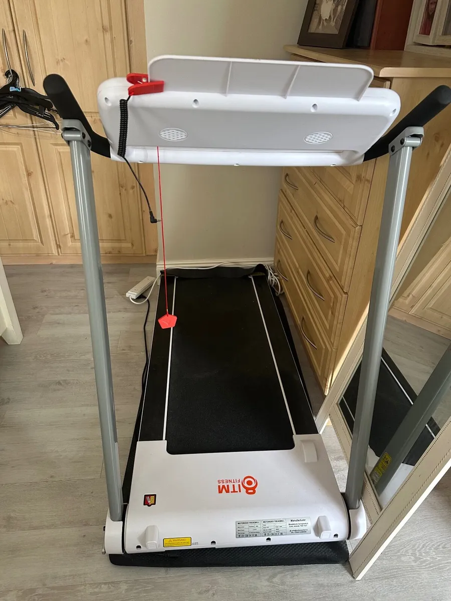 Furniture and treadmill - Image 4