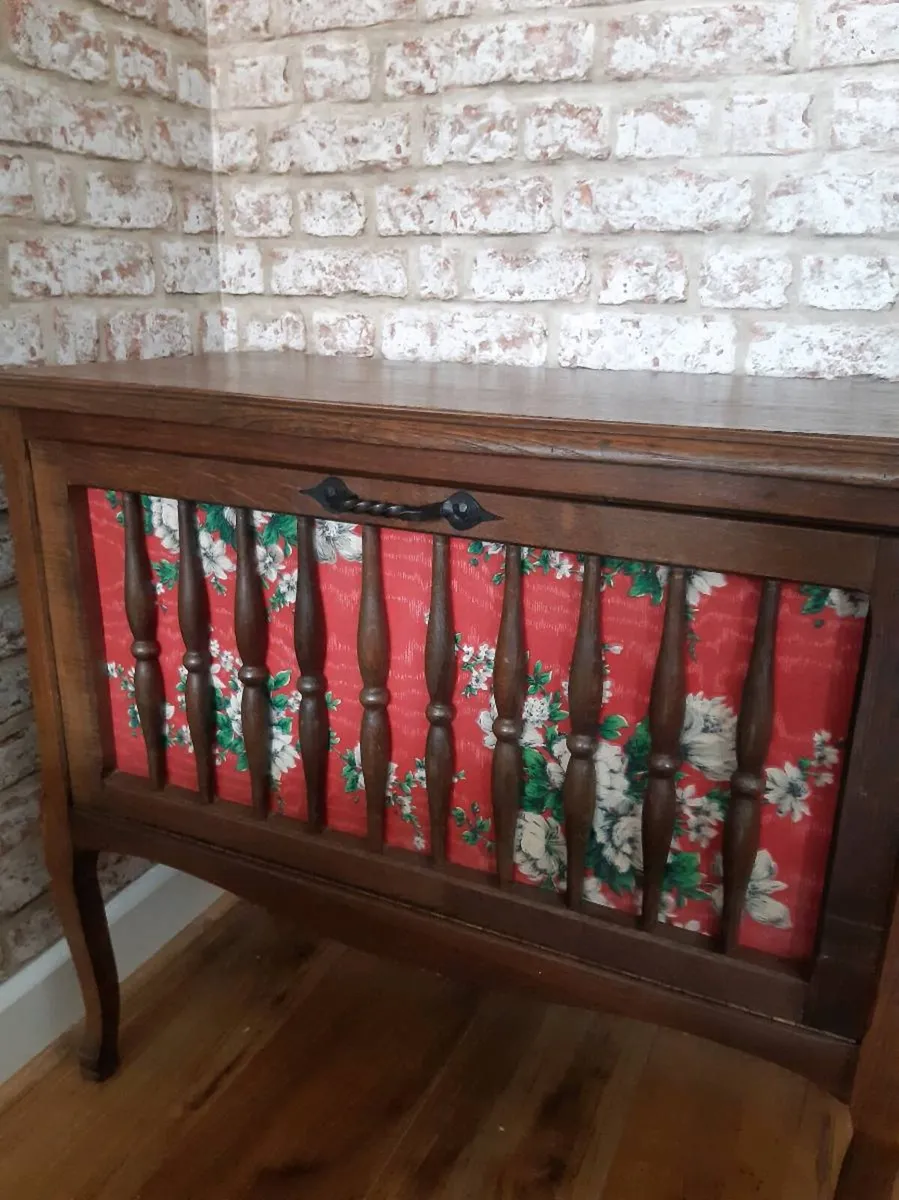 Cabinet - Image 2