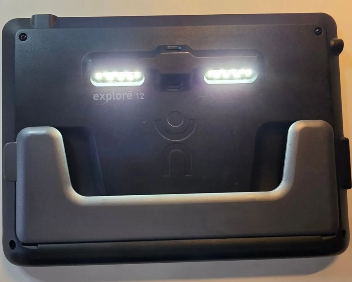Humanware Explorer 8 Handheld digital Electronic Magnifier - Image 4