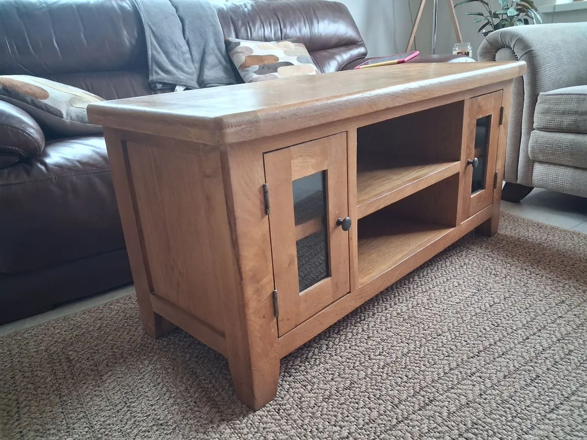 Solid wood furniture - Image 4