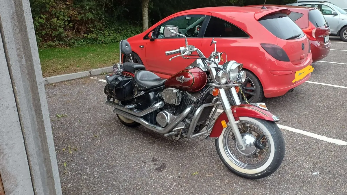 Kawasaki Vulcan 800 Classic 2001 - Image 1