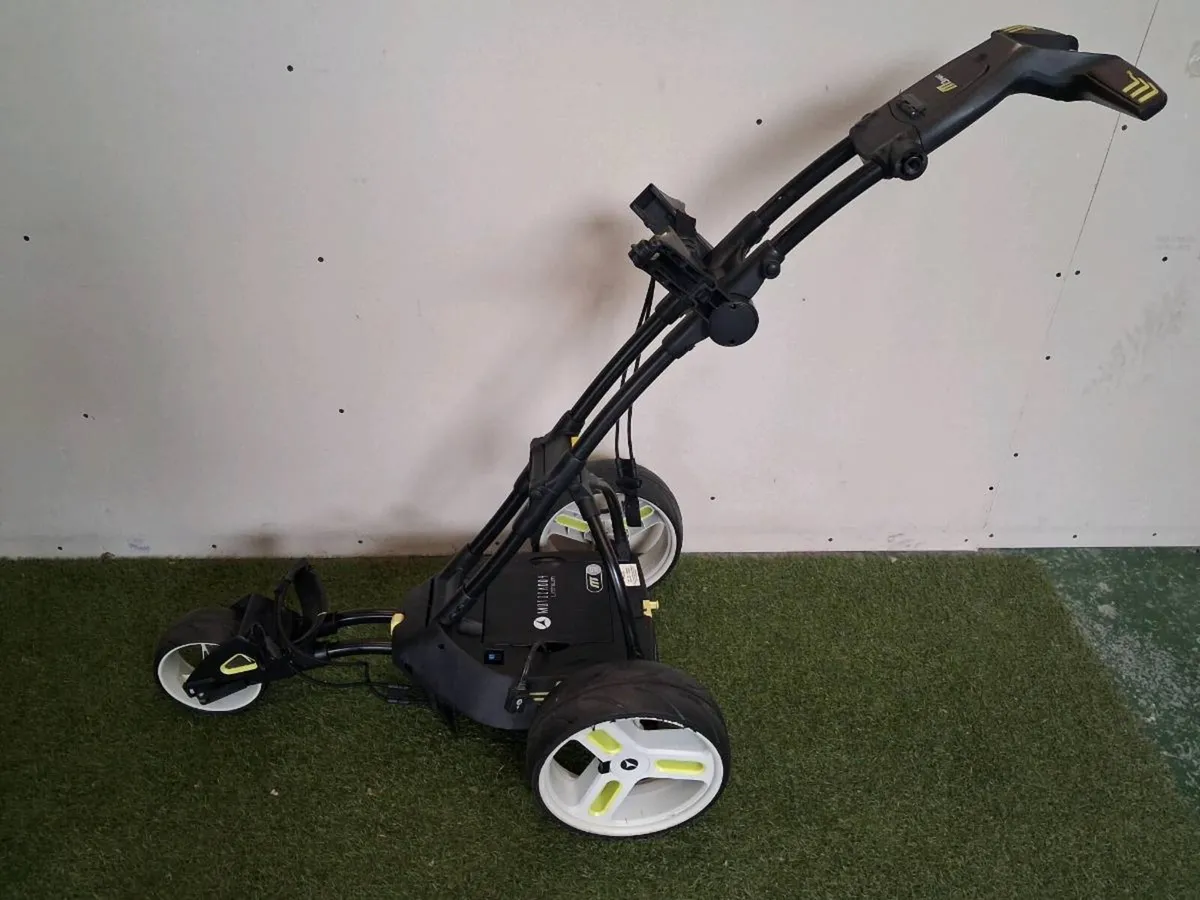 Motocaddy M3 at Golf Concepts - Image 4