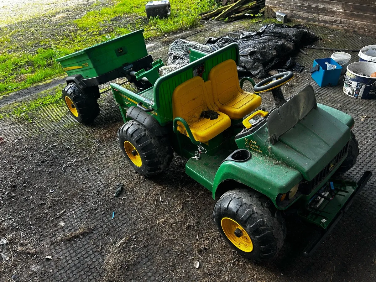 John deer gator 12V  Ride on - Image 4