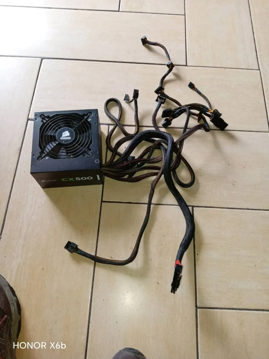 Assorted computer parts - Image 3