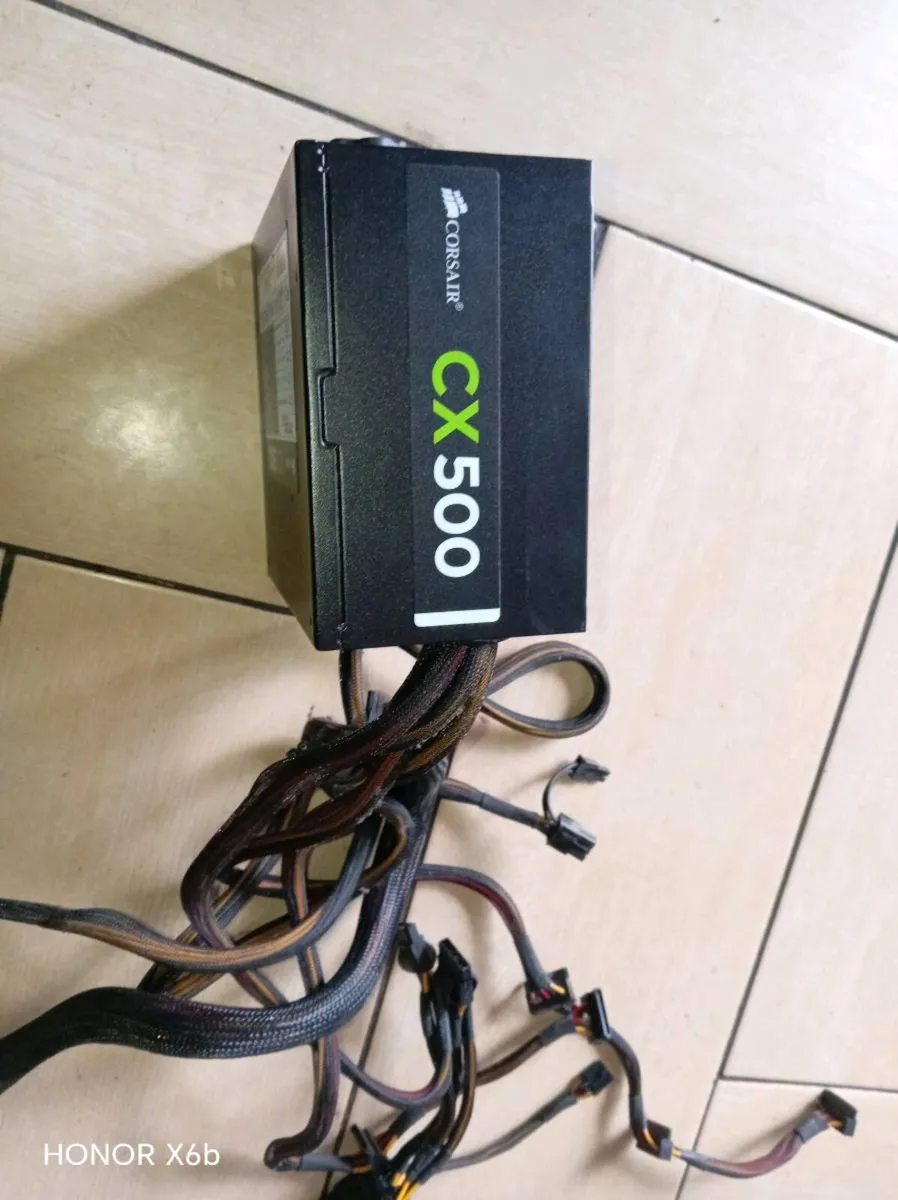 Assorted computer parts - Image 4