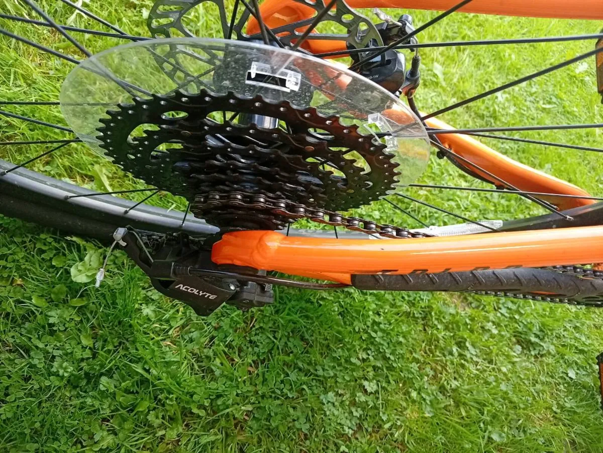 Giant talon mountain bike - Image 2