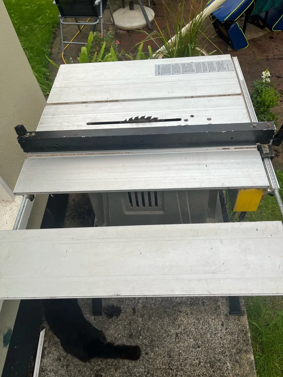 Table saw - Image 3