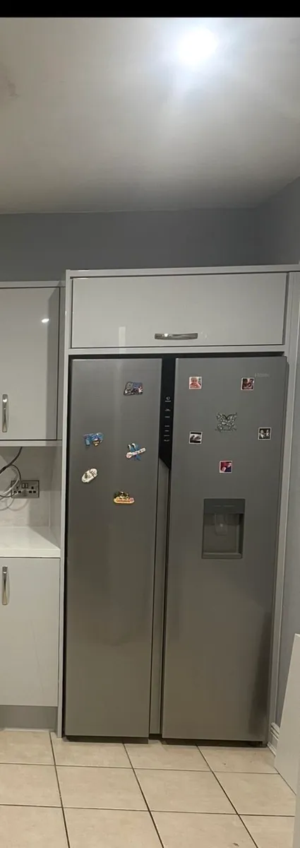 Fridge freezer - Image 1