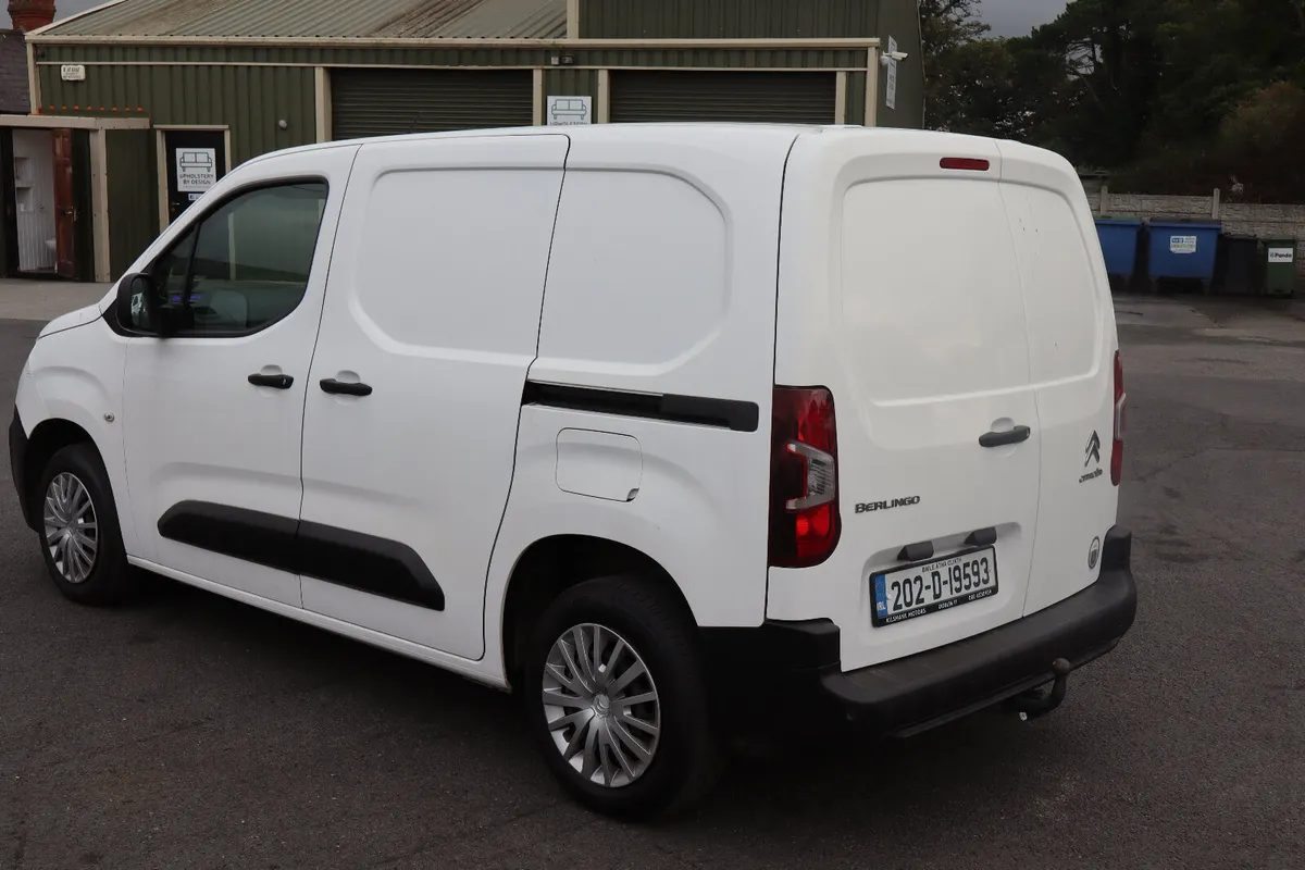 2020 CITREON BERLINGO SWB - Image 2