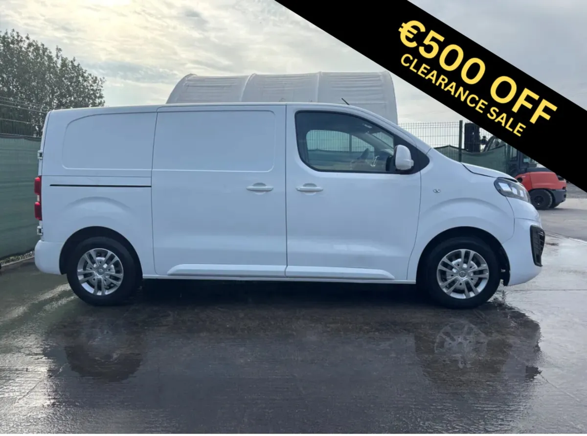 212 Opel Vivaro  Half Leather - Image 1