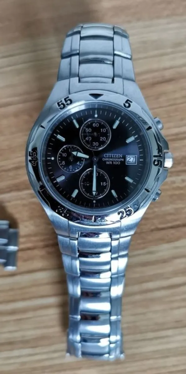 Citizen Chronograph WR100 high quality mens watch - Image 1