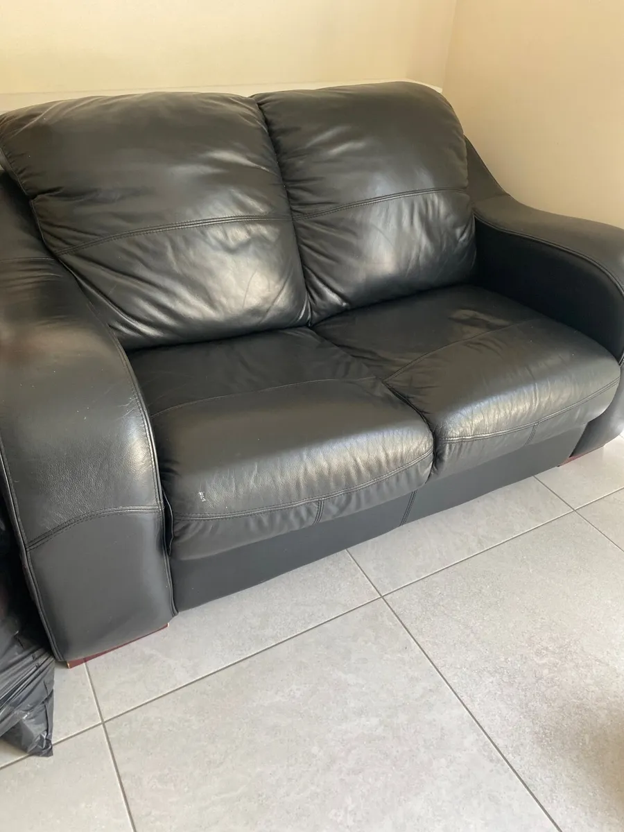 Two seater for sale - Image 1
