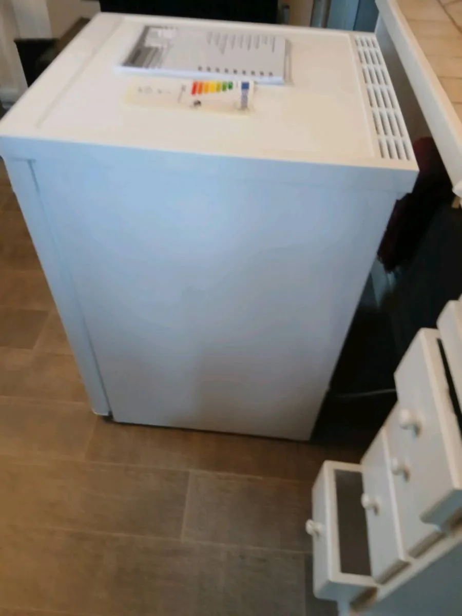 Fridge - Image 2