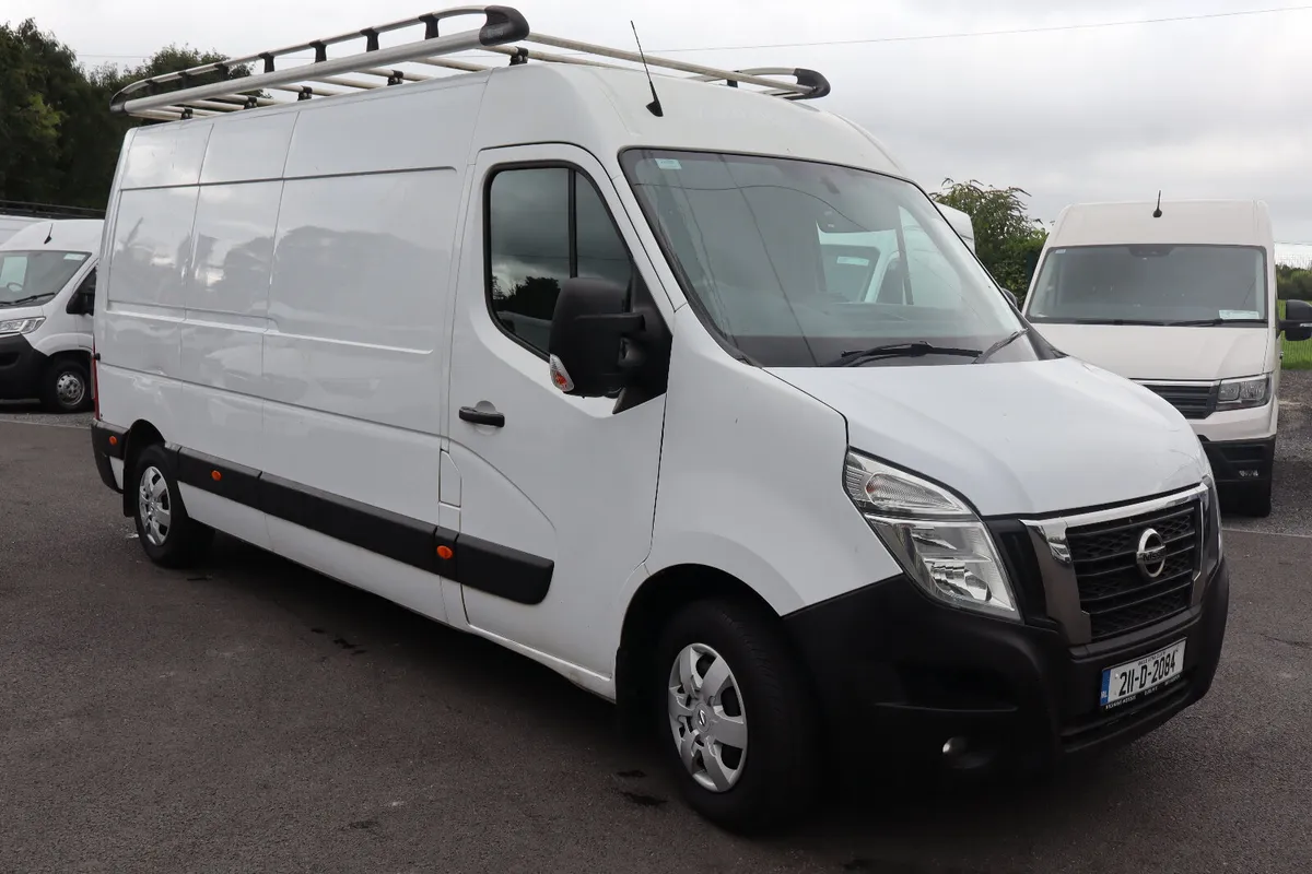 2021 NISSAN NV400 - Image 4