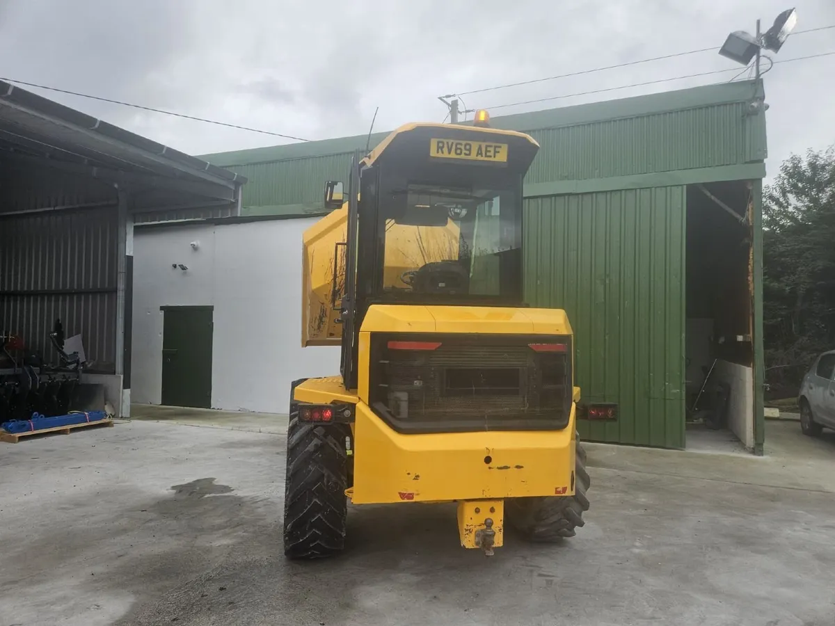 JCB 61-T Swivel Skip Dumper - Image 3