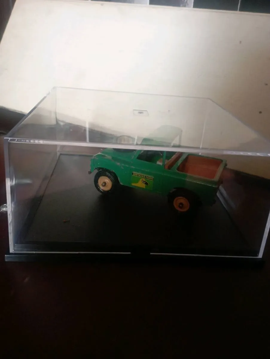 RARE BRITAIN'S LITTLE FARMER LAND ROVER DISCOVERY - Image 1