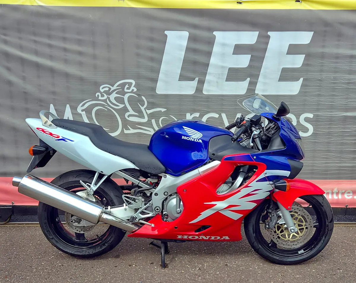 2000 Honda CBR 600-F - Image 1