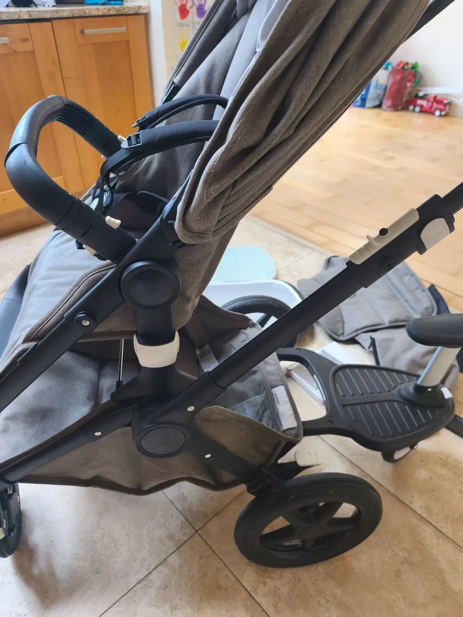 Bugaboo Fox Pram - Image 2
