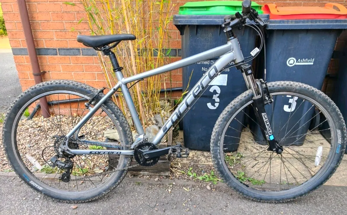 ADULTS CARRERA VALOUR 27,5
ALUMINUM FRAME SIZE 18 - Image 3
