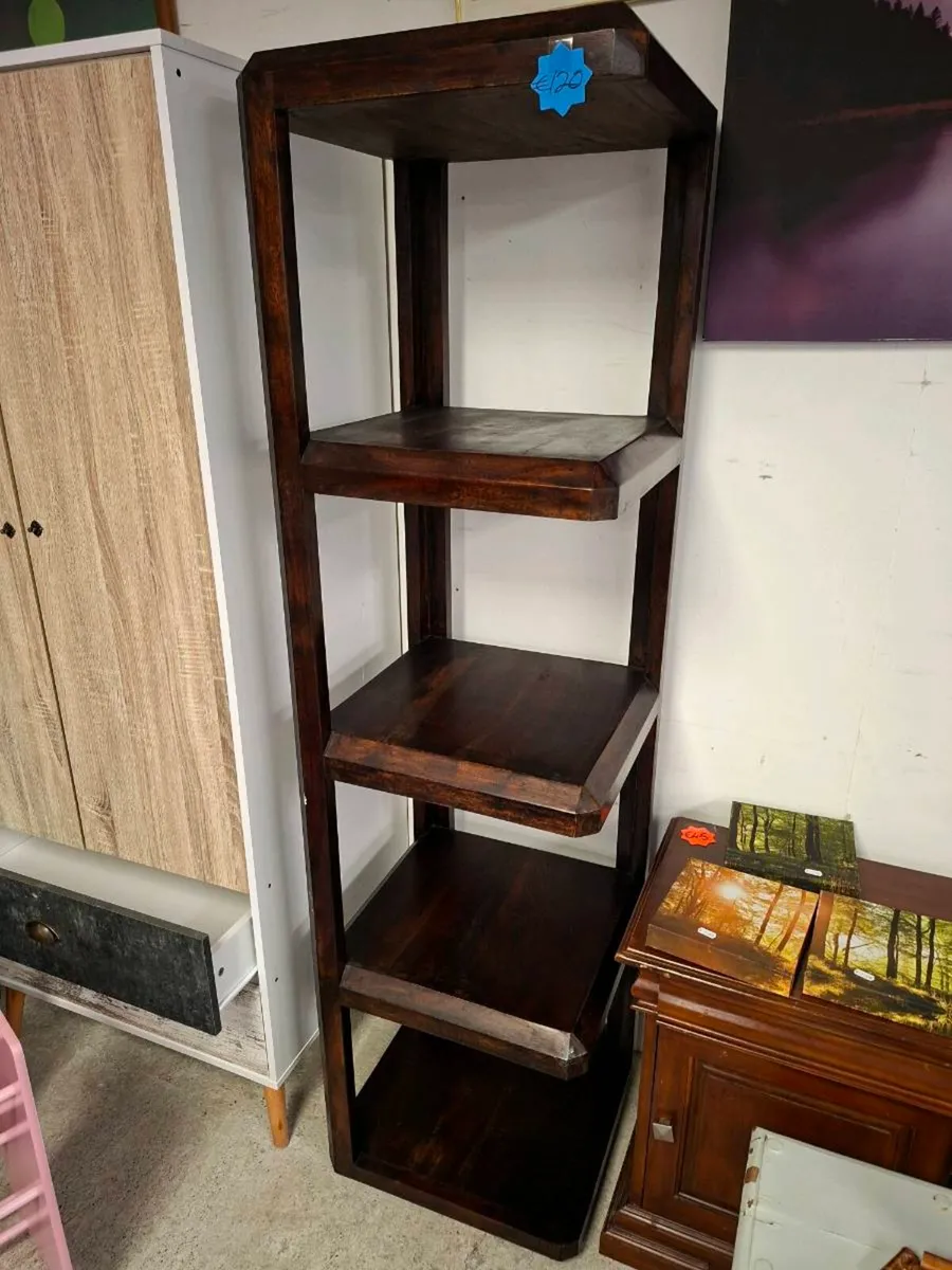 SHELF - Image 1
