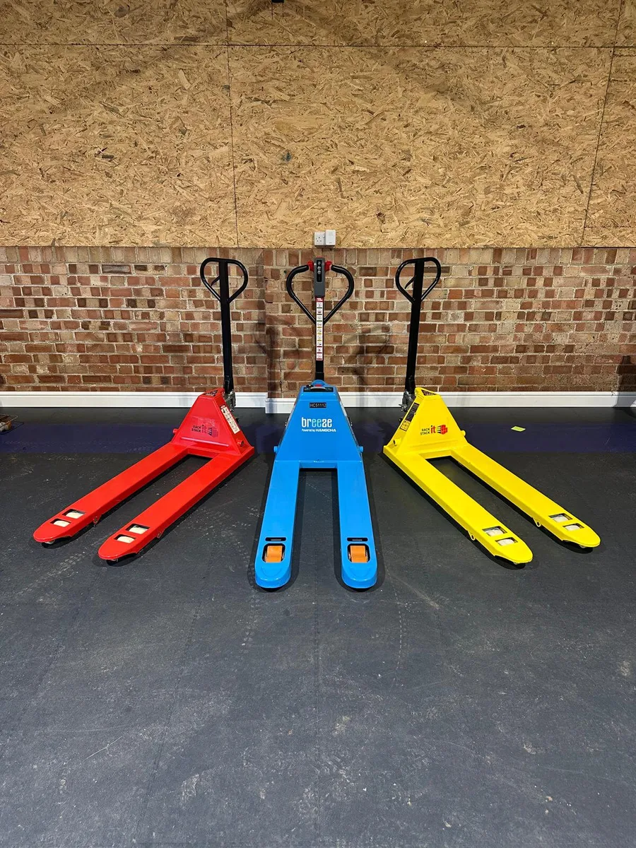 Pallet Truck / Hand Pallet Jack – 3000KG Capacity - Image 1