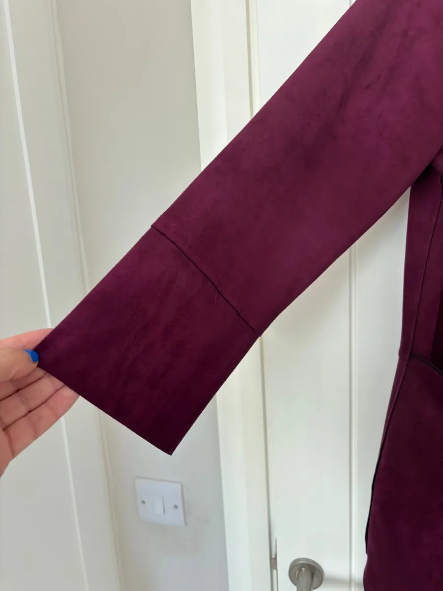 Brand new coat- size 16/18/20 - Image 2