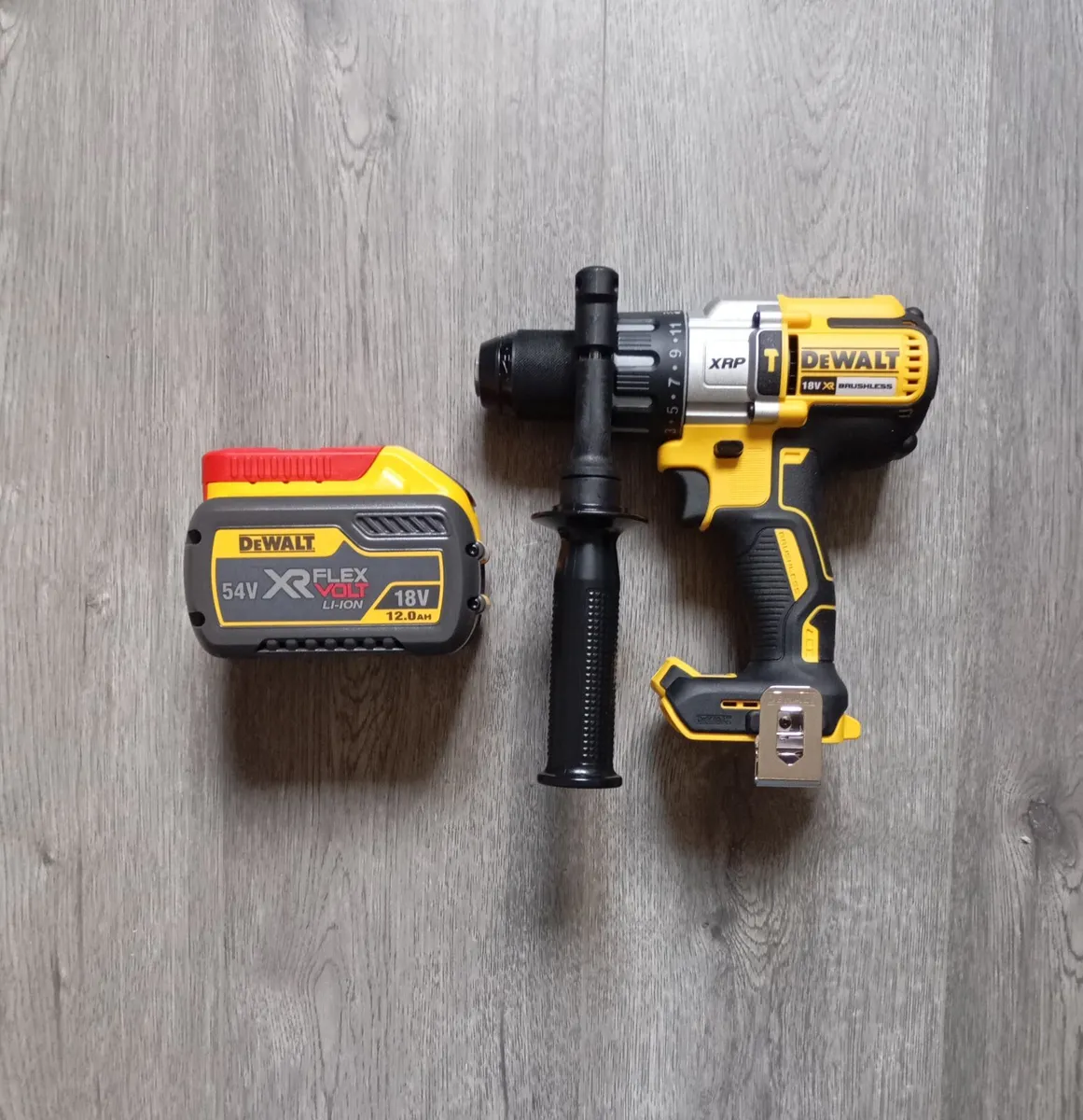 DeWalt Batteries & Charger (New) - Image 3