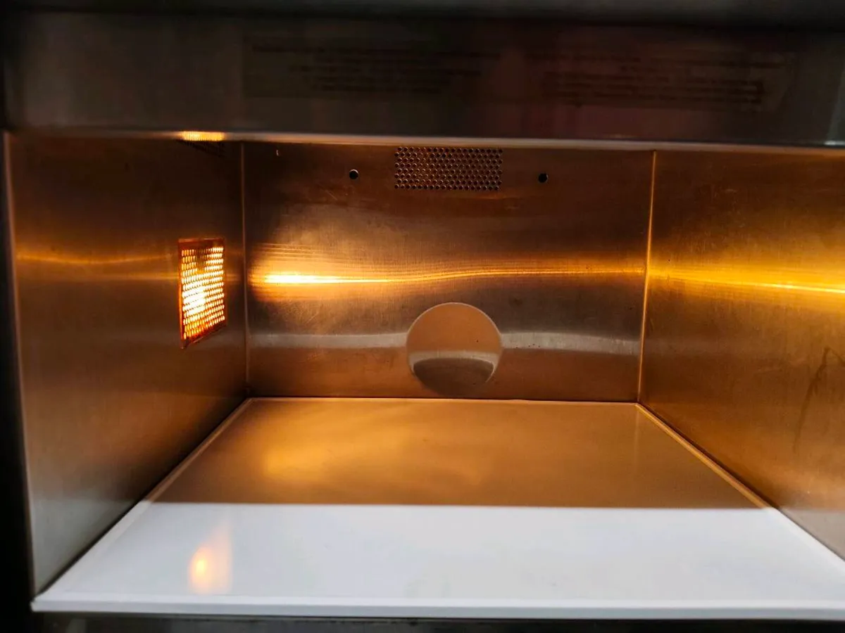 Menu master commercial microwave - Image 2