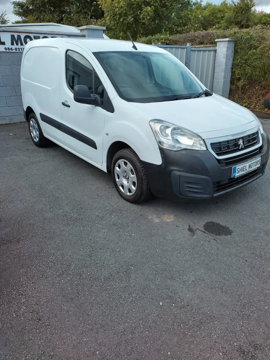 2018 PARTNER VAN - Image 4
