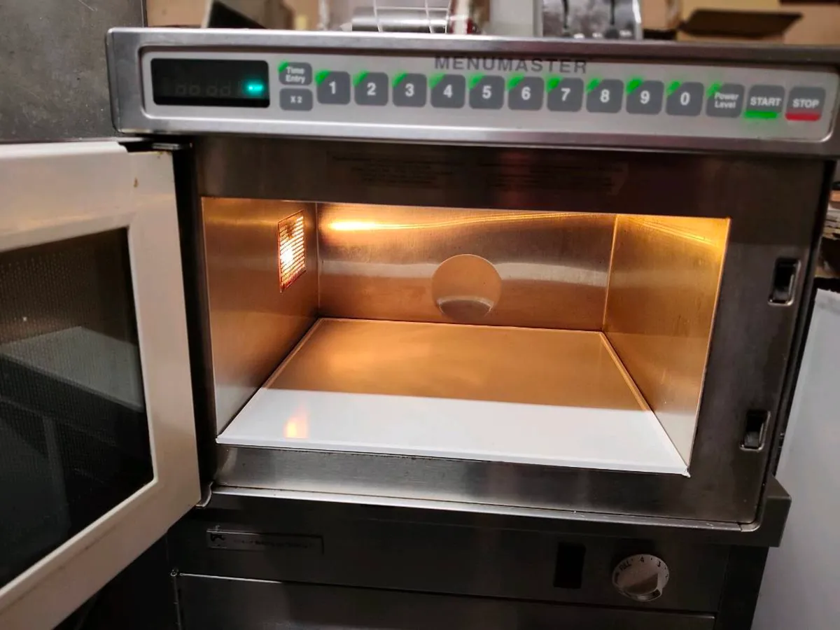 Menu master commercial microwave - Image 3