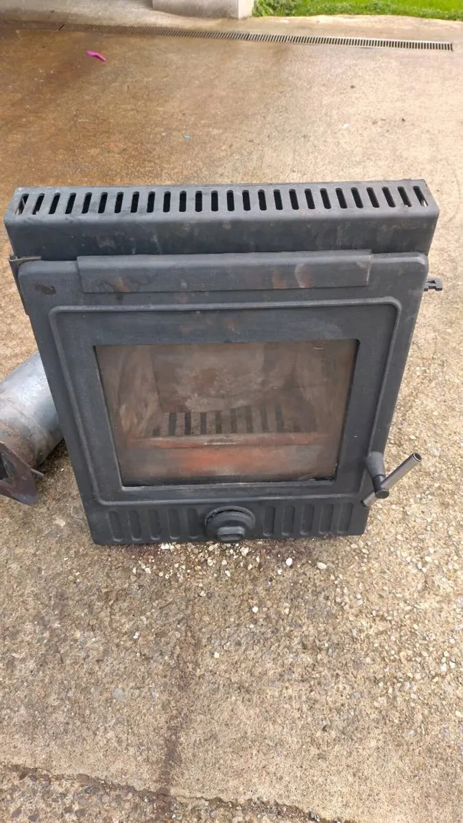 Inset stove - Image 1