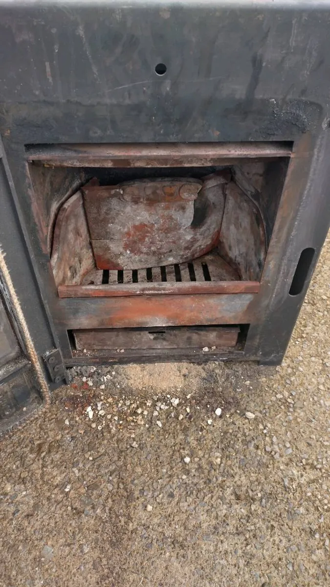 Inset stove - Image 3