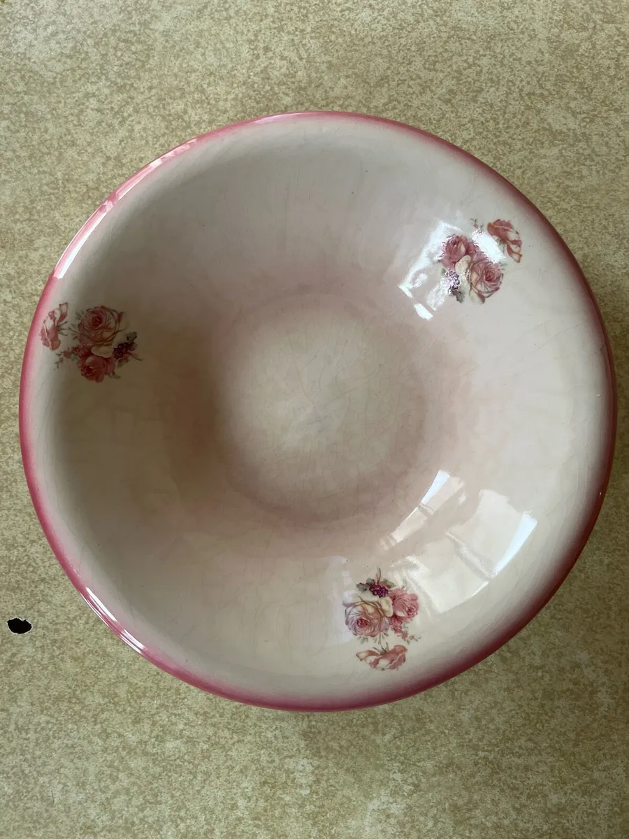Vintage Shabby Chic Floral Ceramic Bowl / Basin - Image 1