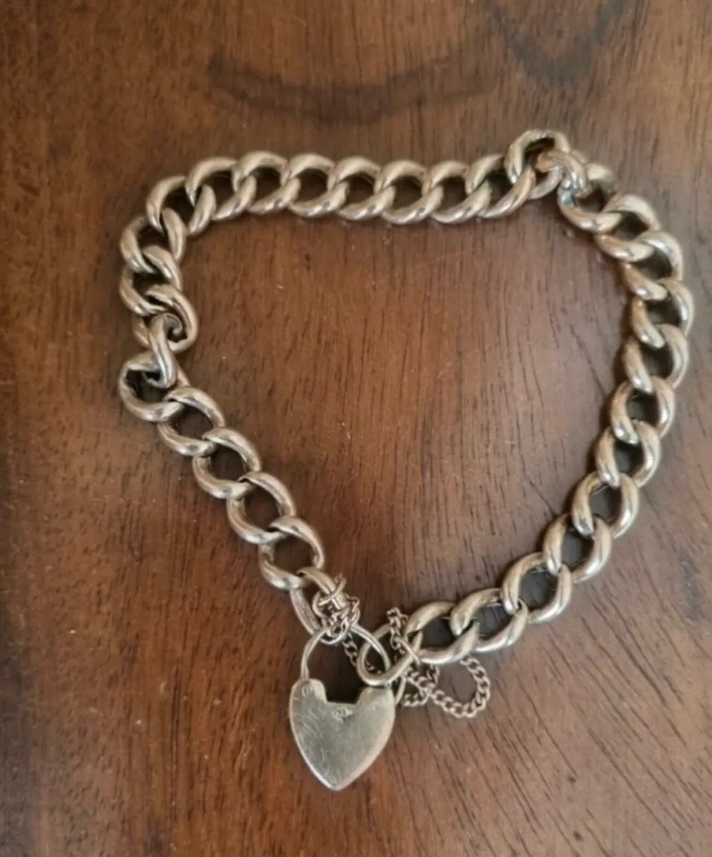 Vintage 9ct Rose Gold Charm Bracelet - Image 2