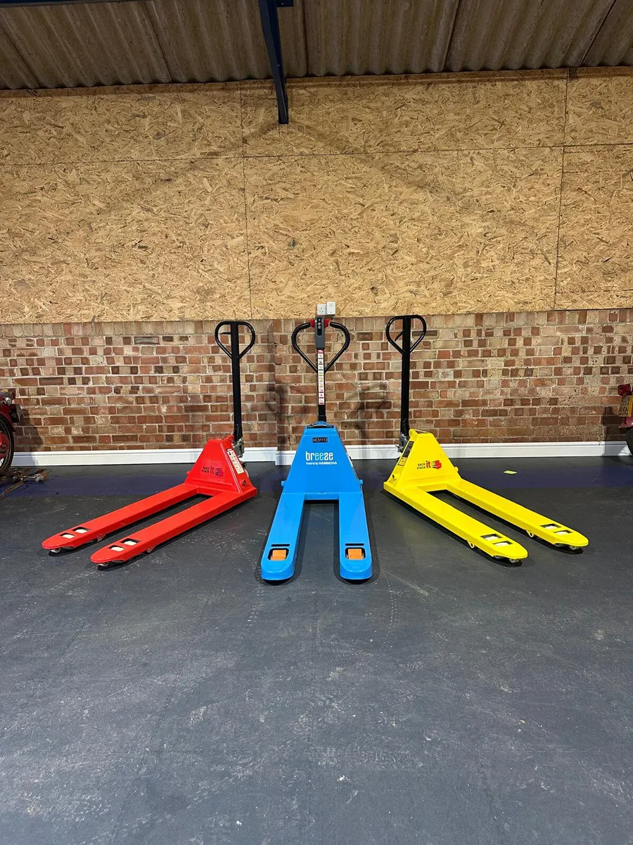 Pallet Truck / Hand Pallet Jack – 3000KG Capacity - Image 1