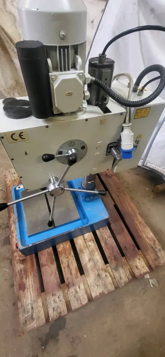 Gear head pillar drill - Image 3