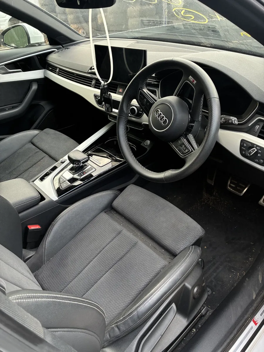 2023 a4 estate parts breaking - Image 4